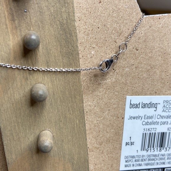 Silver Rhinestone Mother Of Pearl Circular Adjustable Necklace - Picture 4 of 7